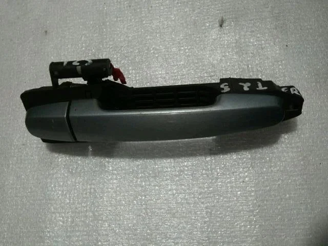 Б.у. ручка двери TOYOTA AVENSIS ZZT251 TOYOTA AVENSIS ZZT251
