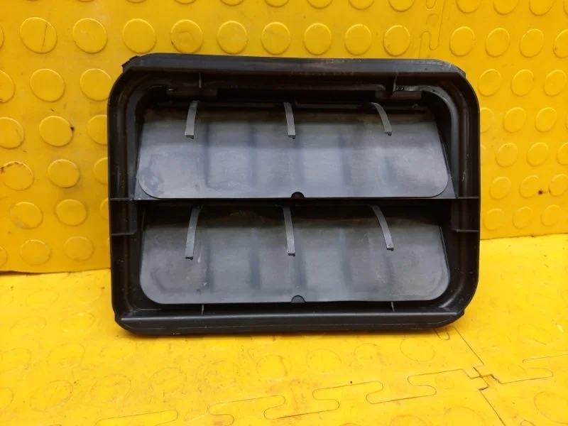 Клапан вентиляции багажного отделения Renault Kaptur 2017 7700838358 REA H4M429