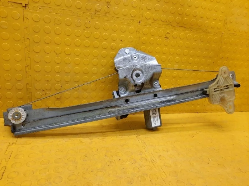 Стеклоподъемник Renault Kaptur 2017 807016525R REA H4M429, передний левый