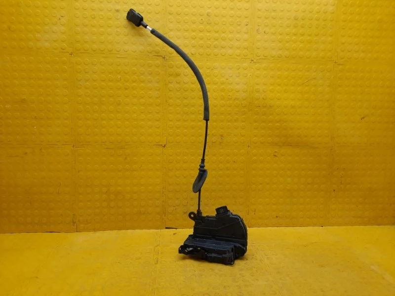 Замок двери Renault Kaptur 2017 805034742R REA H4M429, задний левый