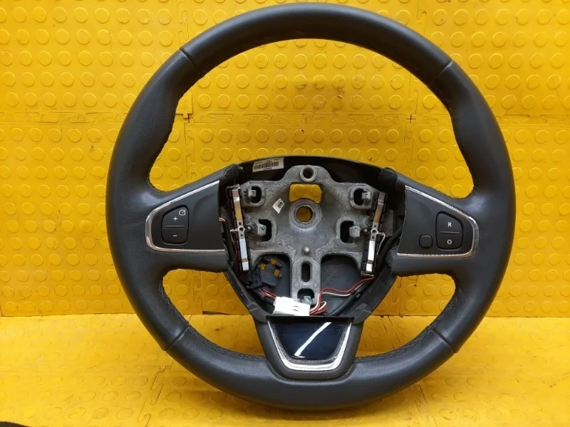 Рулевое колесо ( Руль ) Renault Kaptur 2017 484001814R REA H4M429