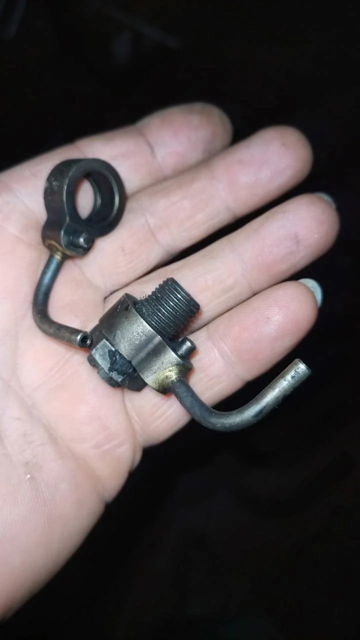 Форсунка масляная Mitsubishi Pajero III (1999—2003)