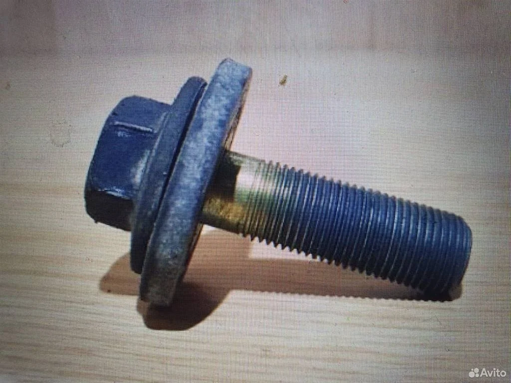 Болт коленвала Toyota Camry XV50 (2011—2014)