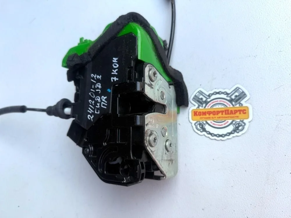 Замок двери передней правой Kia Ceed JD (2012—2015)