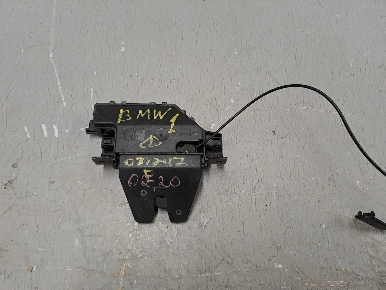 Замок багажника для BMW 3 E90 2005-2013