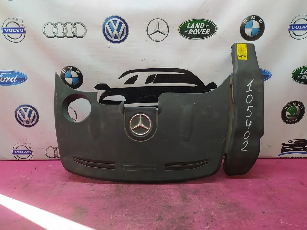 Крышка двигателя MB X166 W166 W212 C218 A27601003