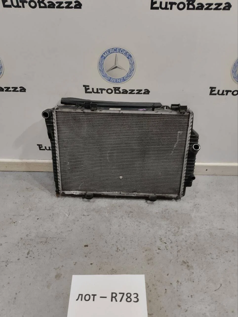 Основной радиатор Mercedes W208