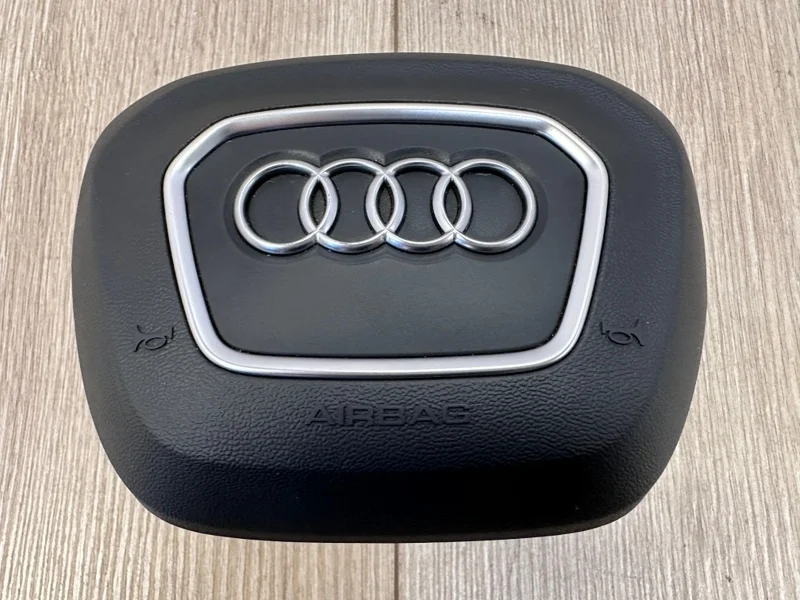 Подушка безопасности в руль Audi Q7 2015- 4M
