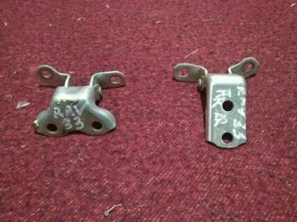 Б.у. петля двери TOYOTA RAV4 ACA30 TOYOTA RAV4 ACA30