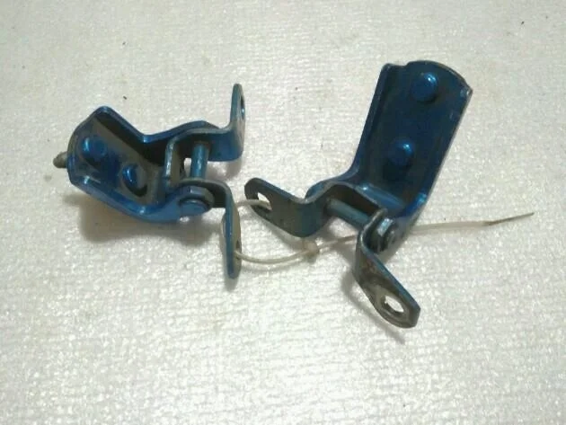 Б.у. петля двери TOYOTA RAV4 ACA20 TOYOTA RAV4 ACA20