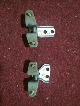 Б.у. петля двери MITSUBISHI LANCER CS3A MITSUBISHI LANCER CS3A