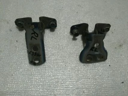 Б.у. петля двери MITSUBISHI LANCER CS3W MITSUBISHI LANCER CS3W