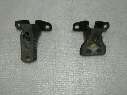 Б.у. петля двери MITSUBISHI PAJERO V97W MITSUBISHI PAJERO V97W