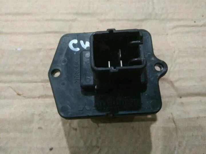 Б.у. резистор печки MITSUBISHI OUTLANDER XL CW5W MITSUBISHI OUTLANDER XL CW5W