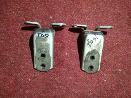 Б.у. петля двери SUZUKI GRAND VITARA JB420 SUZUKI GRAND VITARA JB420