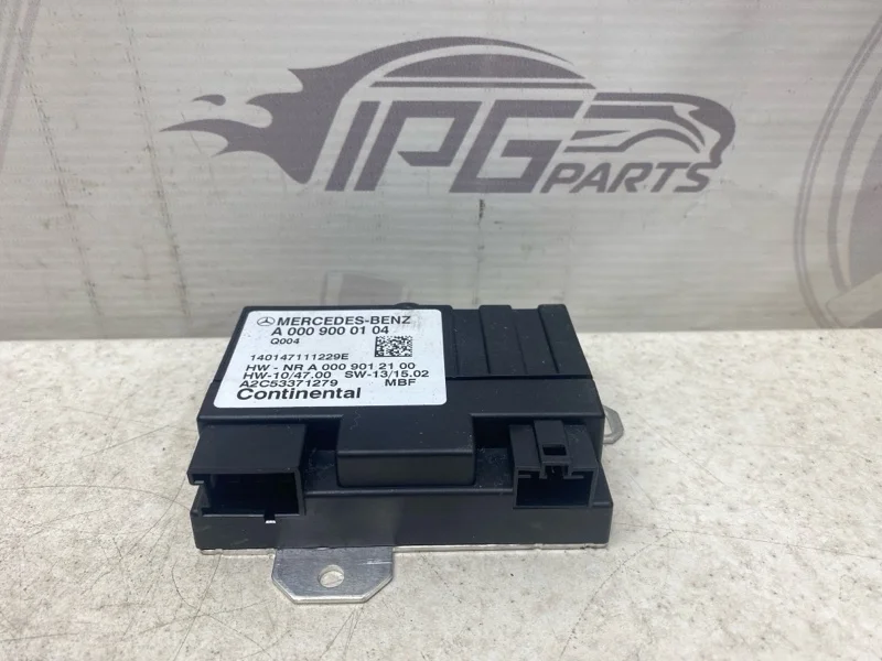 Блок управления топливным насосом Mercedes-benz 2014 W212