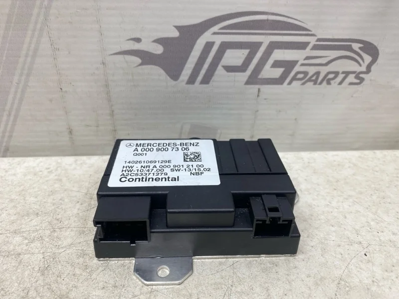 Блок управления топливным насосом Mercedes-benz CLS 2014 X218