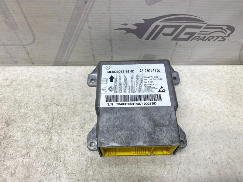 Блок srs Mercedes-benz CLS 2014 X218