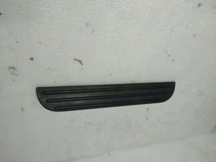 Б.у. накладка на порог TOYOTA RAV4 ACA30 TOYOTA RAV4 ACA30