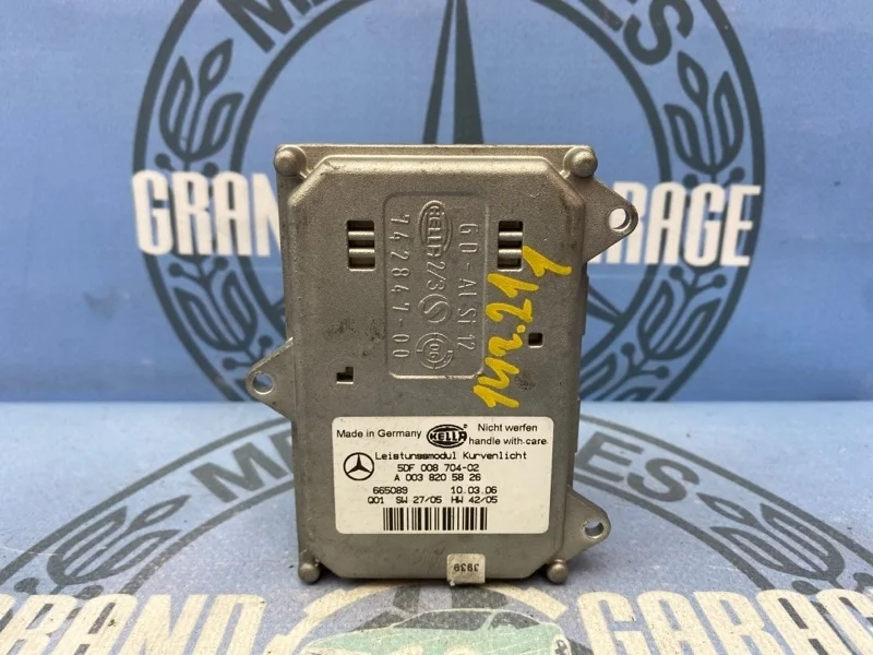 Блок фар Mercedes-Benz E-Class 0038205826 W211