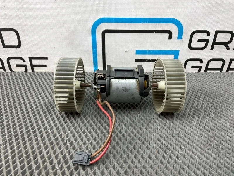 Моторчик печки Mercedes-Benz S-Class 0130101504 W221 273.961 5.5