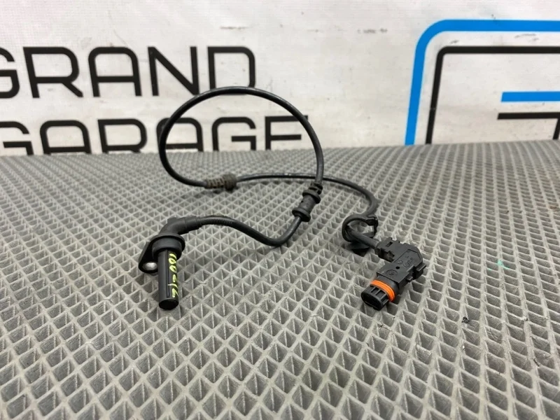 Датчик abs Mercedes-Benz E-Class 2125400117 W212 272.980 3.5, передний левый