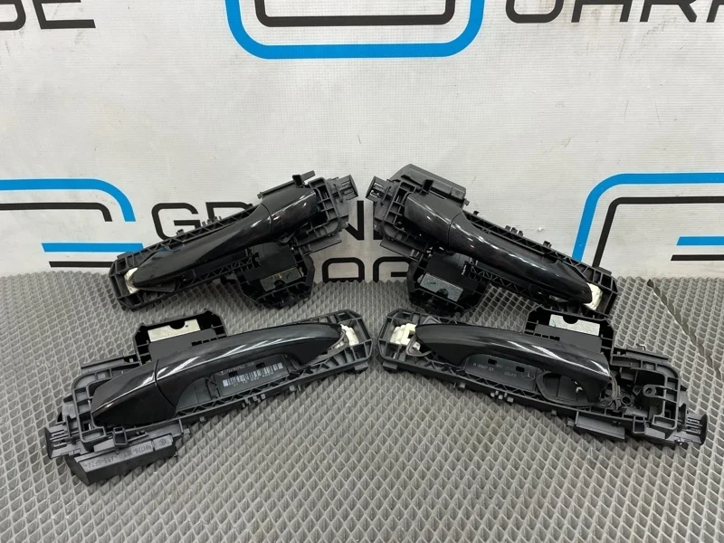 Ручка двери наружная Mercedes-Benz C-Class 2047600170 W204