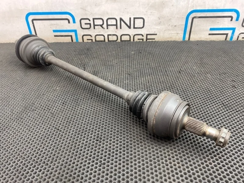 Привод Mercedes-Benz E-Class 2010 2213504010 W212 642.850 3.0, задний