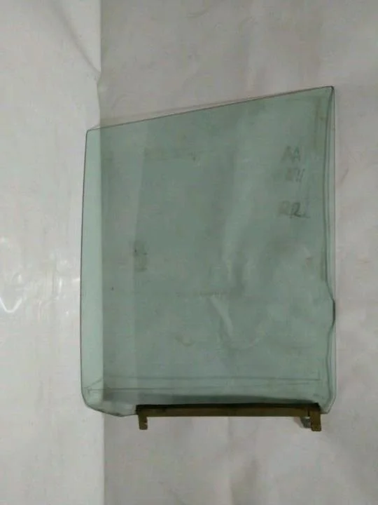 Б.у. стекло двери TOYOTA RAV4 SXA11 TOYOTA RAV4 SXA11
