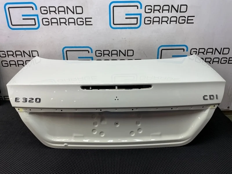 Крышка багажника Mercedes-Benz E-Class 2008 2117500075 W211 642.920 3.0
