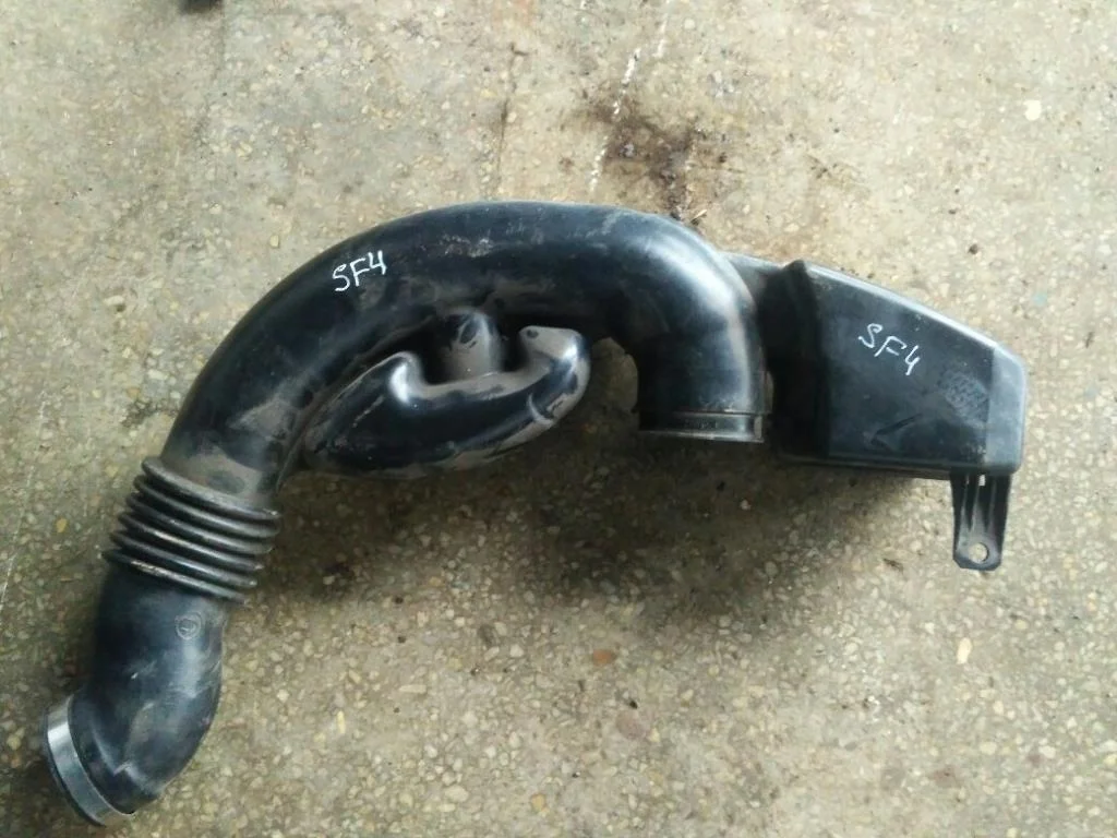 Б.у. патрубок воздушного фильтра SUBARU FORESTER S12 SUBARU FORESTER S12