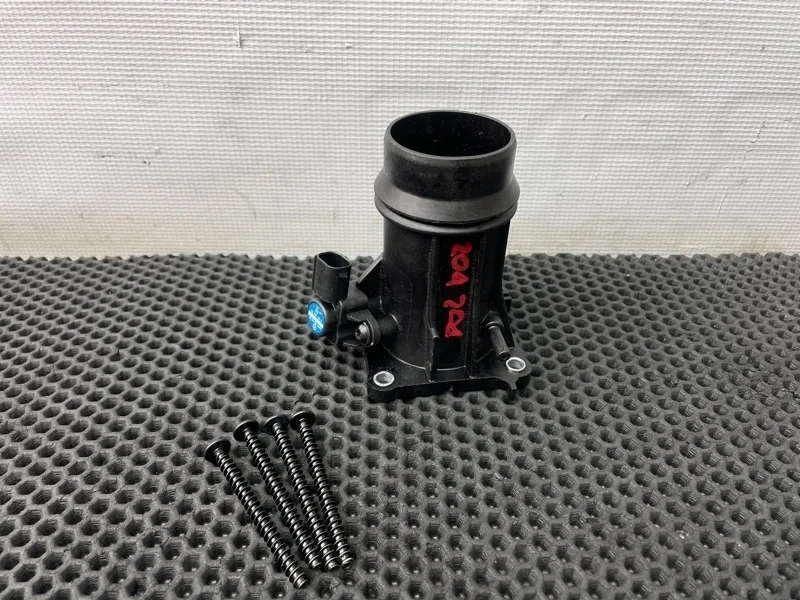 Патрубок воздушный Mercedes-Benz C-Class 2012 2710900144 W204 271.820 1.8