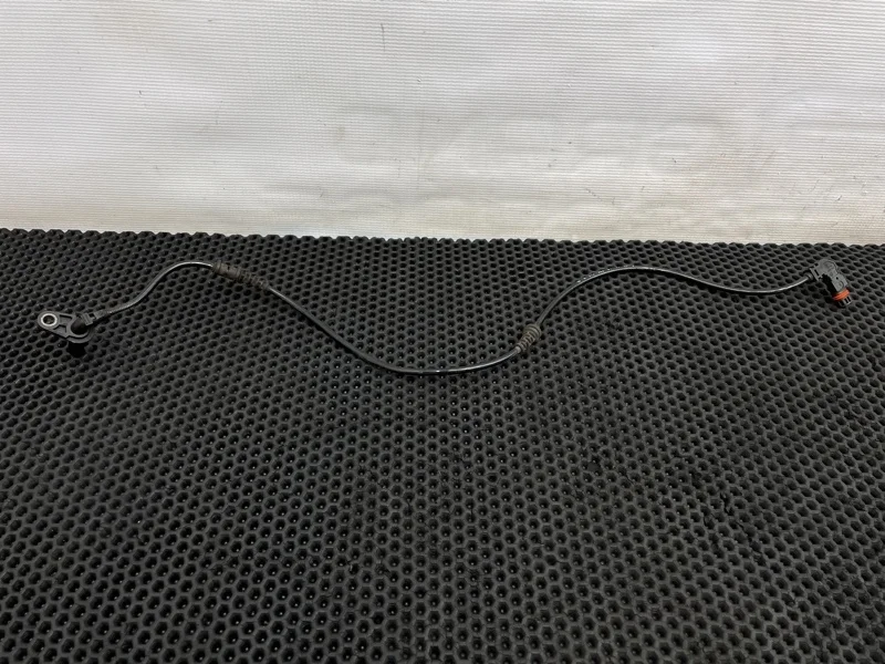 Датчик abs Mercedes-Benz E-Class 2010 2125400117 W212 642.850 3.0, передний левый