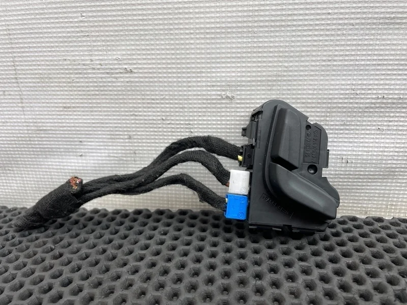 Блок сиденья Mercedes-Benz C-Class 2012 2048709010 W204 271.820 1.8, передний правый