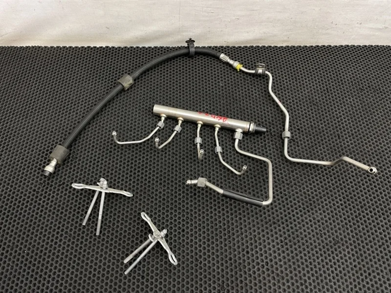 Рампа топливная Bmw 3-Series 2013 13537585411 F30 N20B20B 2.0