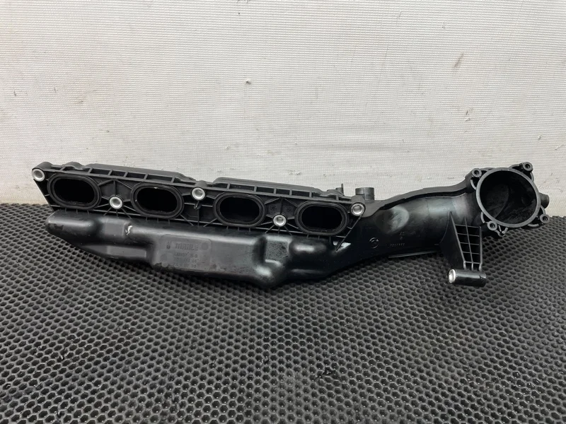 Коллектор впускной Bmw X6 2010 7555666 E71 N63B44A 4.4, левый