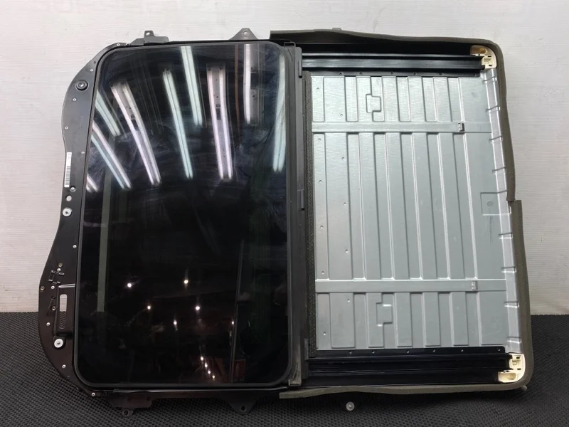 Люк Mercedes-Benz S-Class 2006 2217800429 W221 272.965 3.5