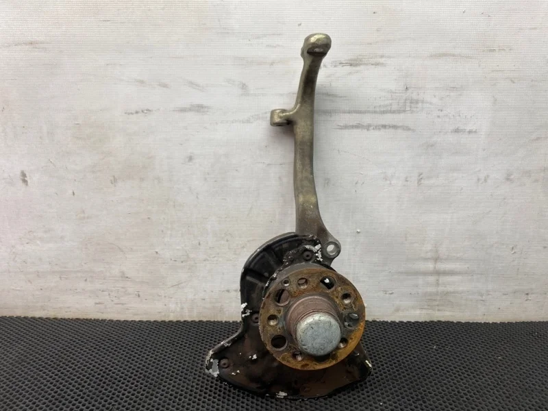 Кулак Mercedes-Benz S-Class 2006 2213322901 W221 272.965 3.5, передний левый