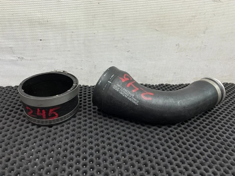Патрубки интеркулера Bmw 7-Series 2010 7575408 F01 N63B44A 4.4