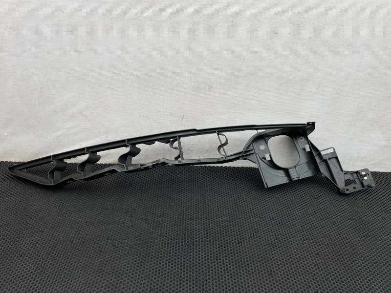 Кронштейн крыла Bmw X5 51127157990 E70 N52B30AF 3.0, передний правый