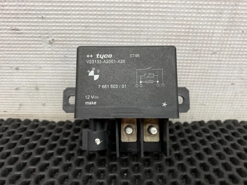 Реле Bmw X5 2007 7661503 E70 N52B30AF 3.0