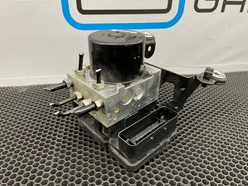 Блок ABS Volvo S60 2011 31329137 Y20 B4164T 1.6