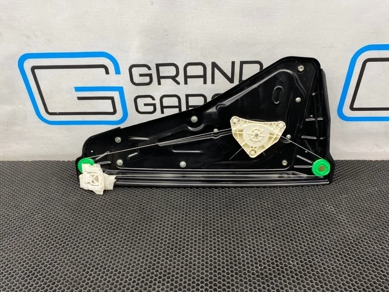 Стеклоподъемник Land Rover Discovery 2006 CVH500022 L319 406PN 4.0, задний правый