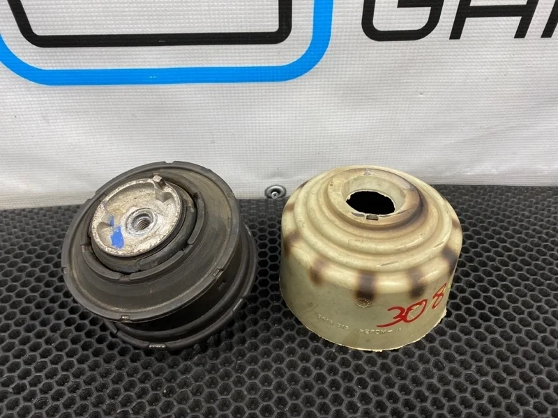 Подушка двигателя Mercedes-Benz Clk-Class 2005 2112402617 W209 272.960 3.5, передняя левая