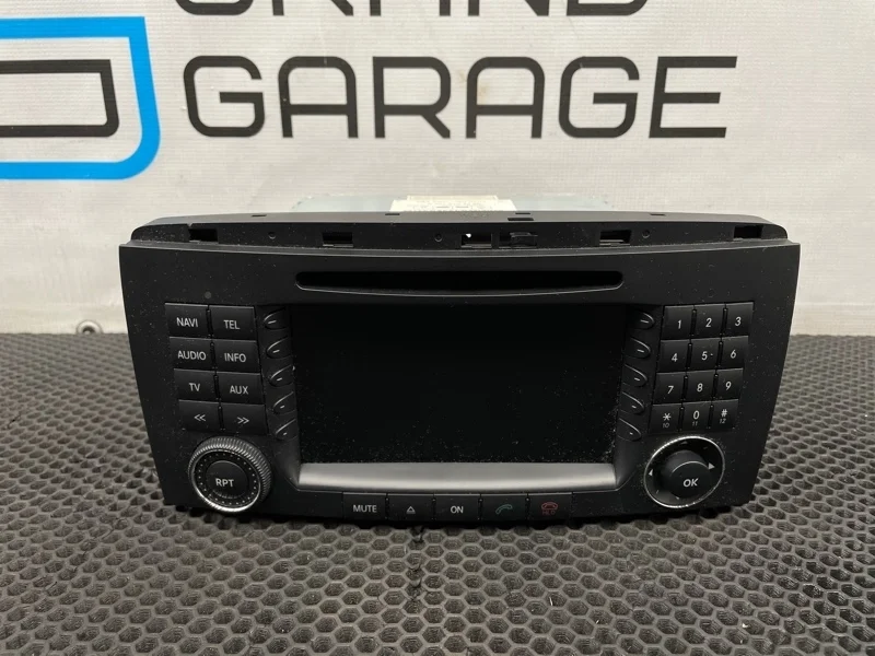 Магнитола Mercedes-Benz R-Class 2008 2518704489 W251 272.967 3.5
