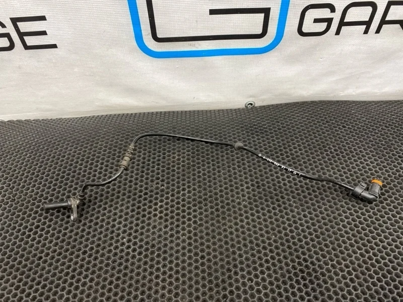 Датчик abs Mercedes-Benz E-Class 2012 2125400117 W212 276.952 3.5, передний левый