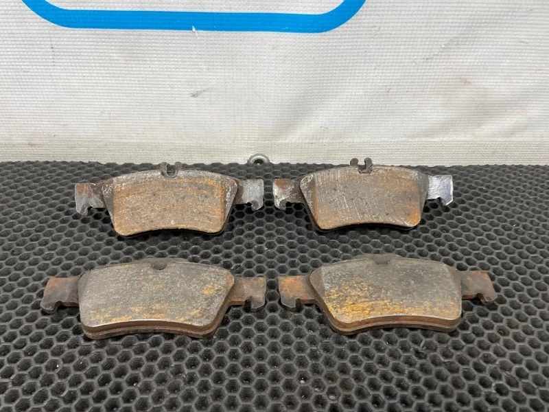 Колодки тормозные Mercedes-Benz Cls-Class 2005 A0044204420 W219 272.964 3.5, задние