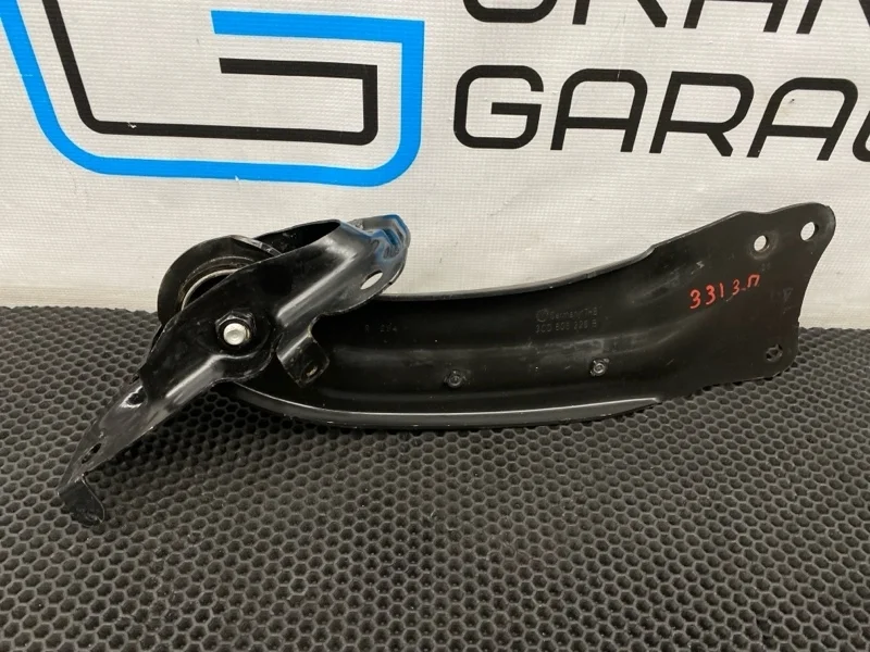 Рычаг Volkswagen Tiguan 2012 3C0505130B 5N2 CCZD 2.0, задний правый