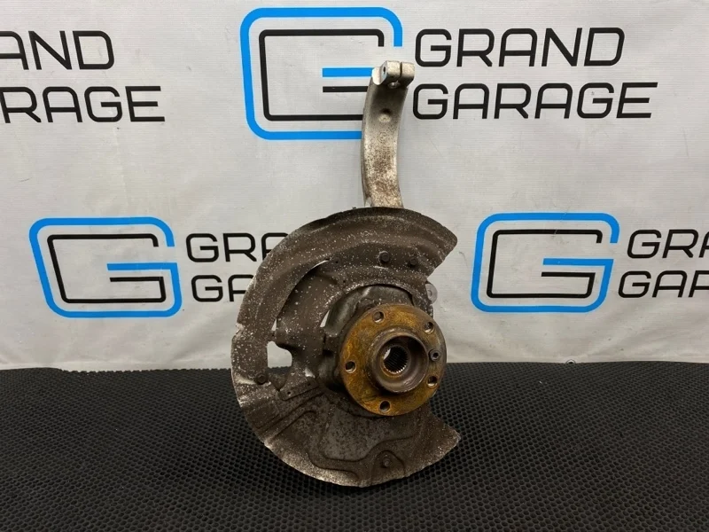 Кулак Bmw X5 2014 31216869869 F15 N57D30 3.0, передний левый