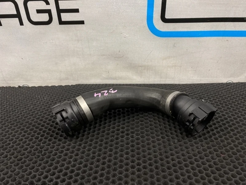 Патрубок охлаждения Bmw X5 2014 17128517969 F15 N57D30 3.0